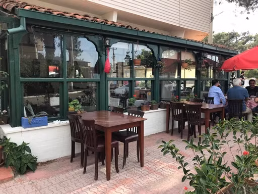 Menekşe Hotel Ayvalık — 8
