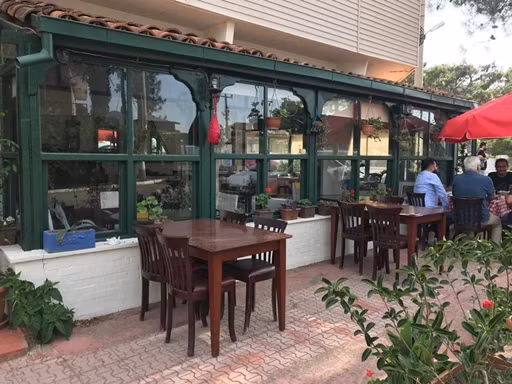 Menekşe Hotel Ayvalık — 7