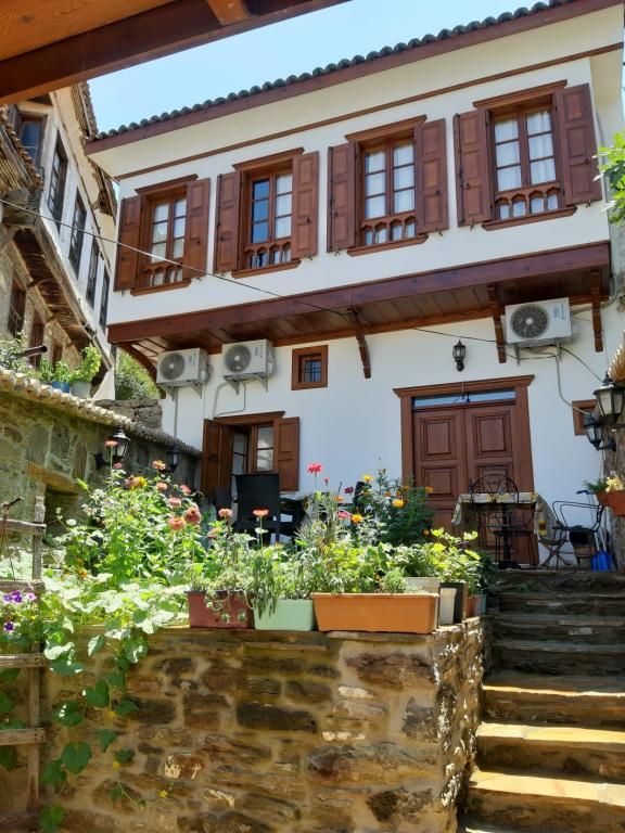 Has Gül Konak Şirince