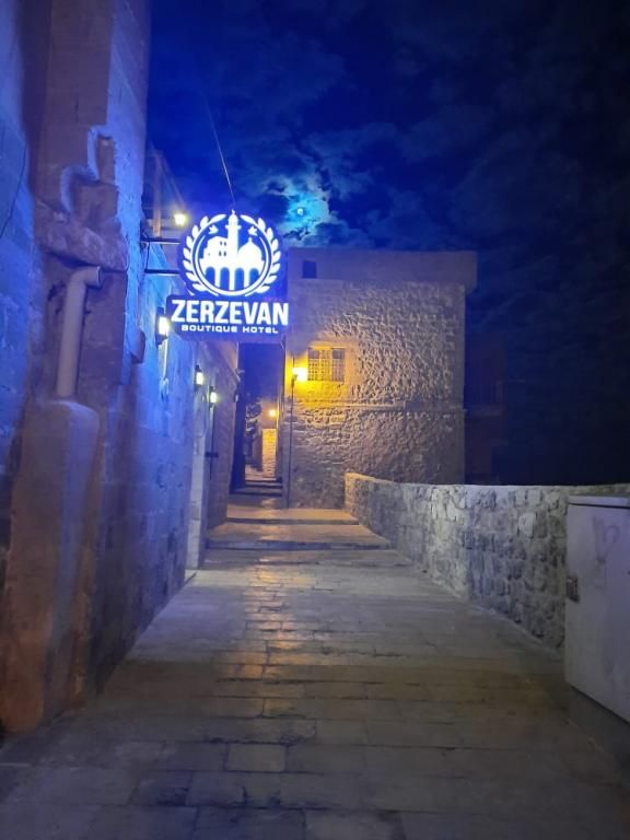 Zerzevan Hotel — 7