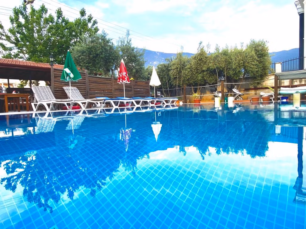 Dinç Otel Ölüdeniz — 8