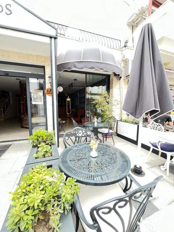 Zephyros City Otel — 2