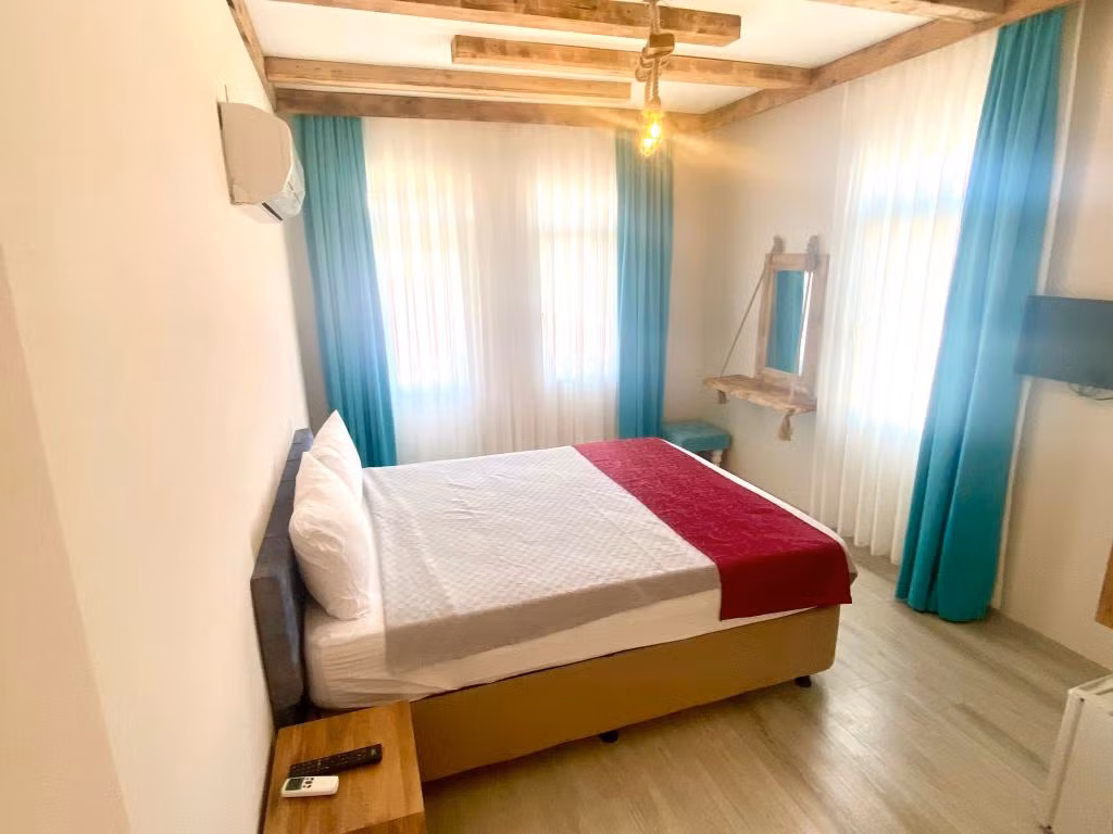 Dinç Otel Ölüdeniz — 8