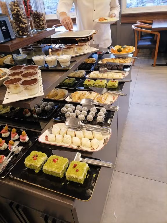 Rhisos Gold Otel — 8