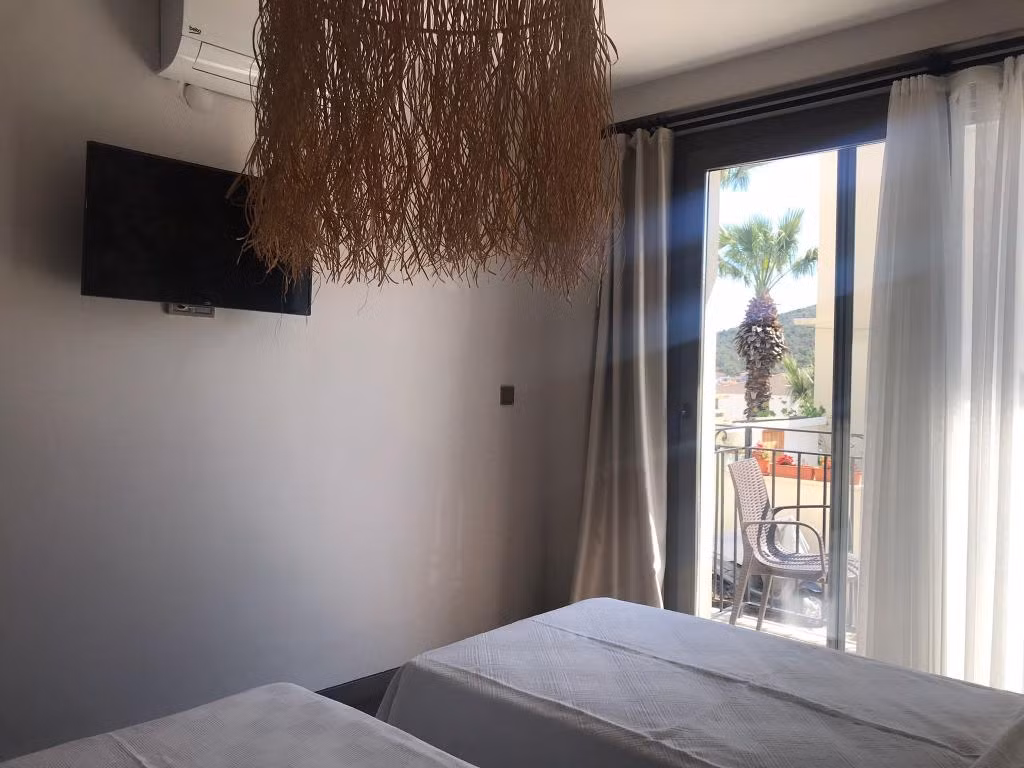 Eva Otel Çeşme — 8