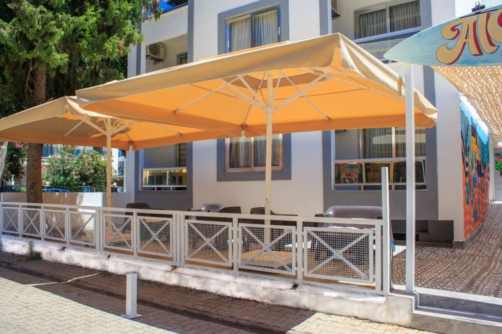 Aloha Suites — 6