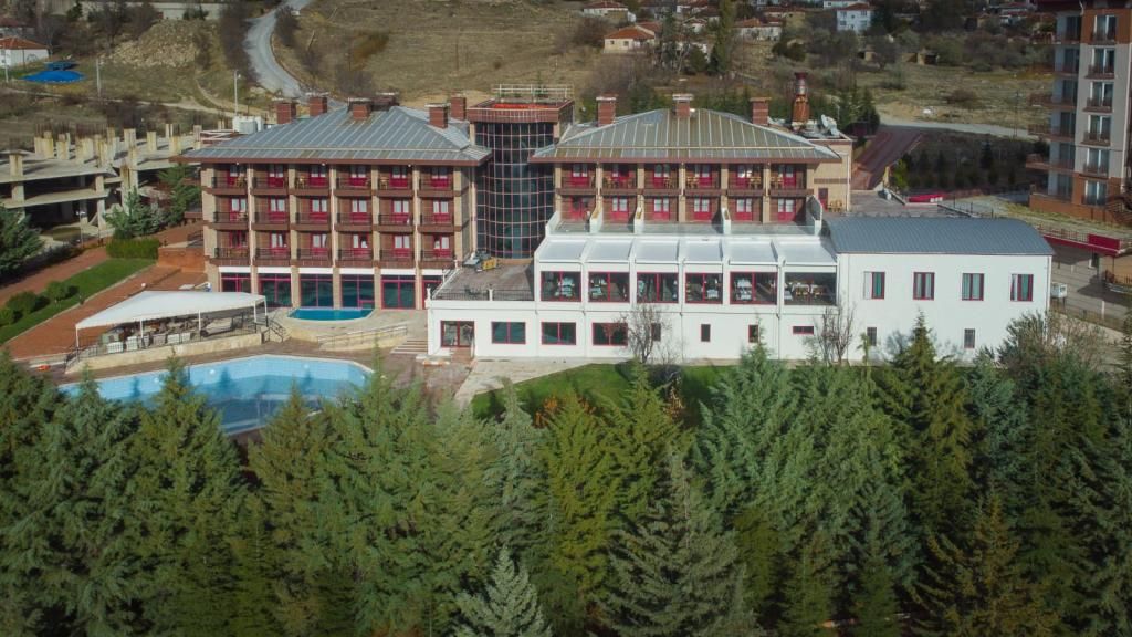 Bonjur Hotel Thermal & Wellness Club — 7