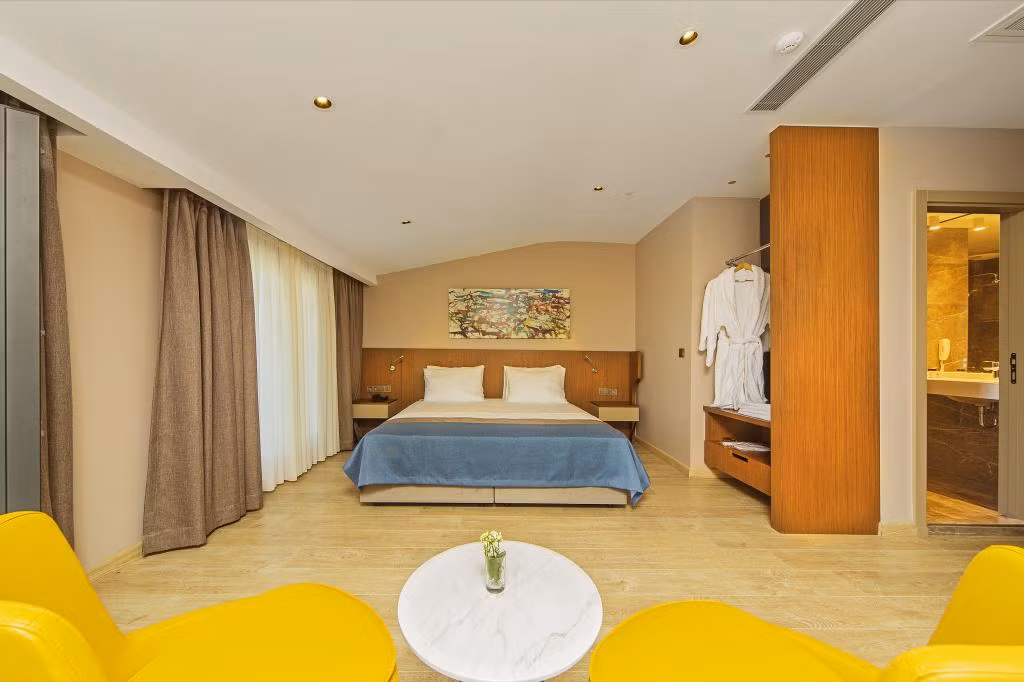 Redmont Hotel — 5