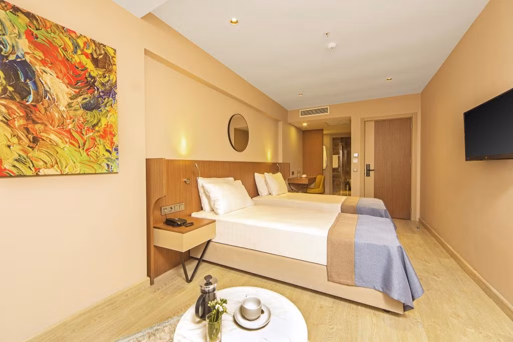 Redmont Hotel — 9