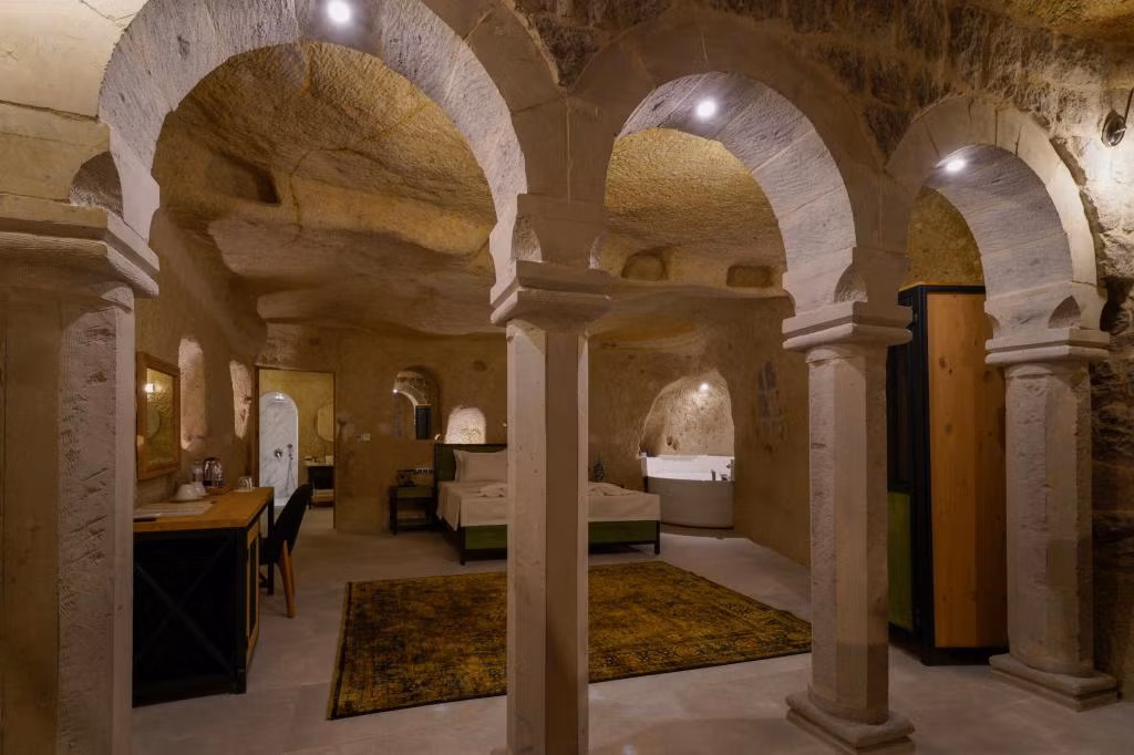 The Niche Cave Hotel +12 Adult — 8