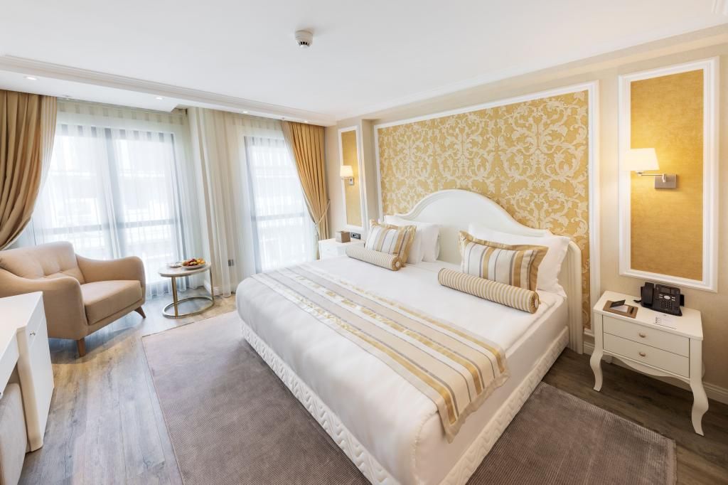 Hallmark Hotel & Spa — 5