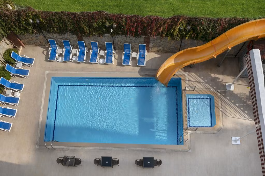 Lara Dinç Hotel — 4