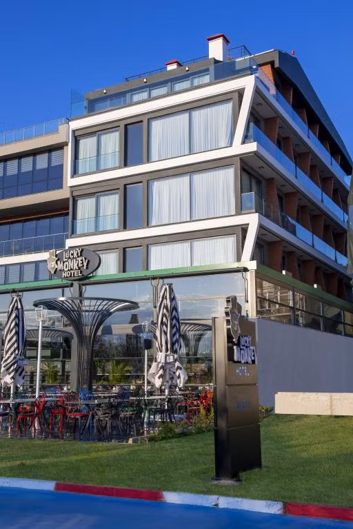 Lucky Monkey Hotel