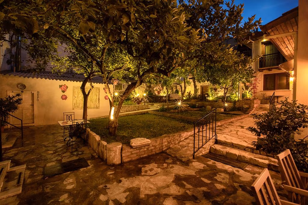 No 10 Hotel Selçuk  — 5