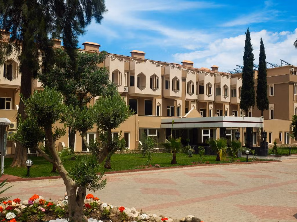 Alexius Beach Hotel — 3