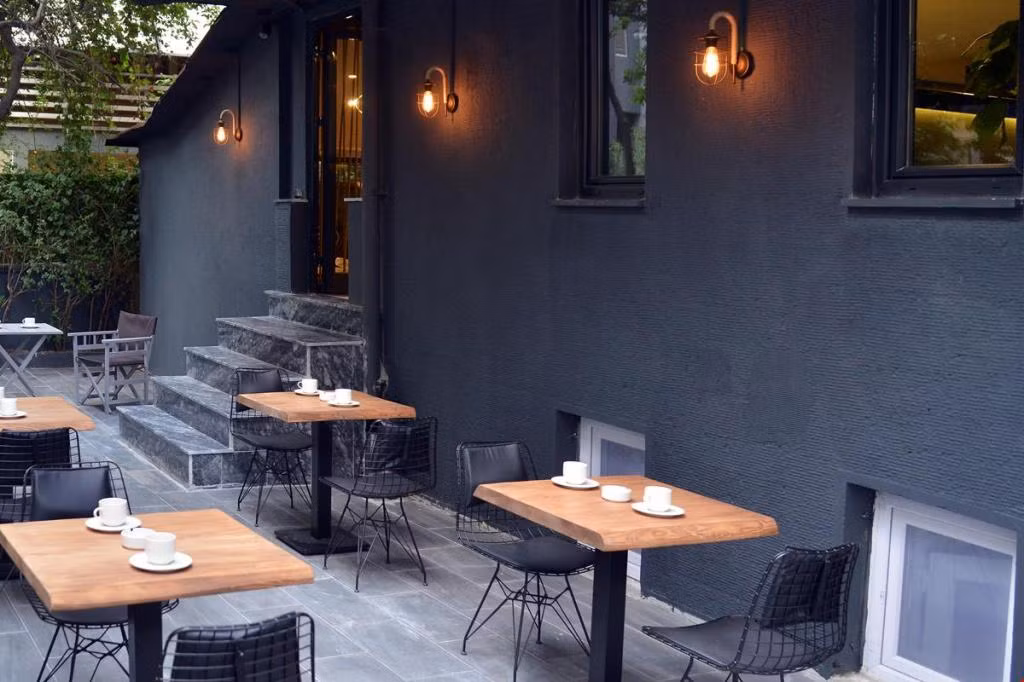 A11 Hotel Cadde — 2