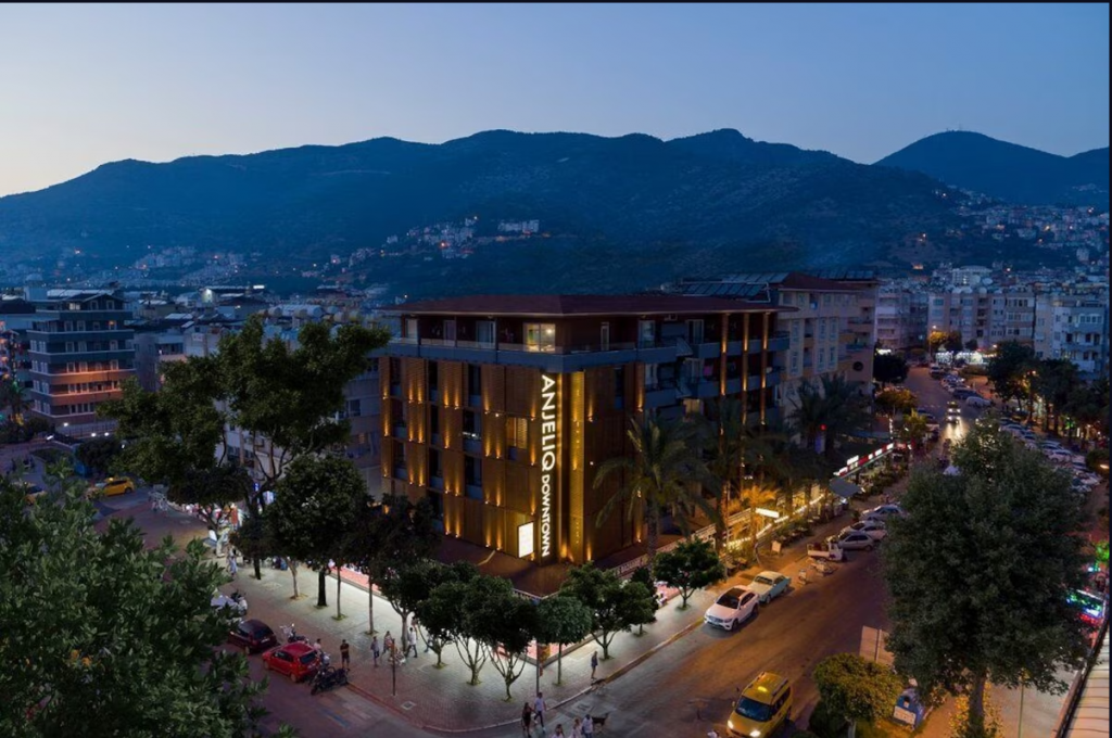 Anjeliq Downtown Hotel