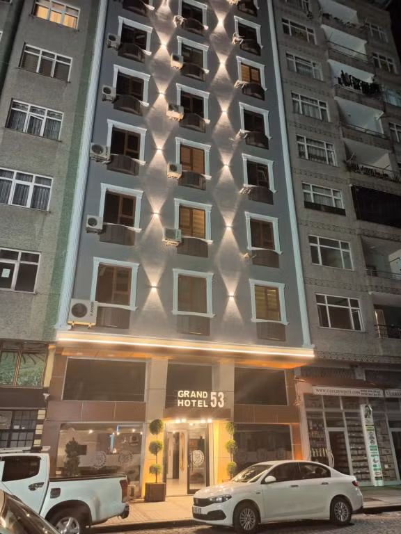 Grand 53 Hotel — 4