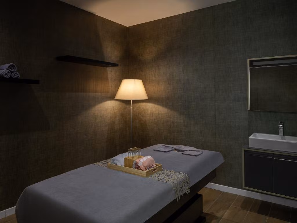 Mövenpick Living Istanbul Hotel — 9