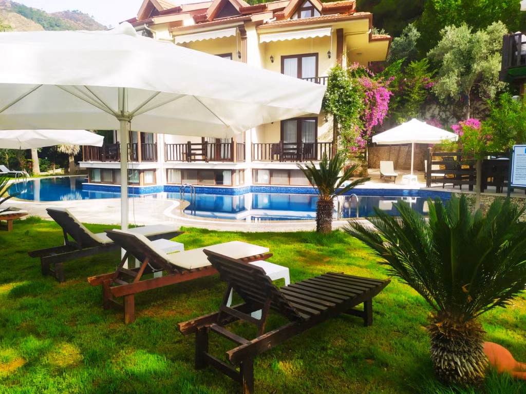 Alya Hotel Göcek — 2
