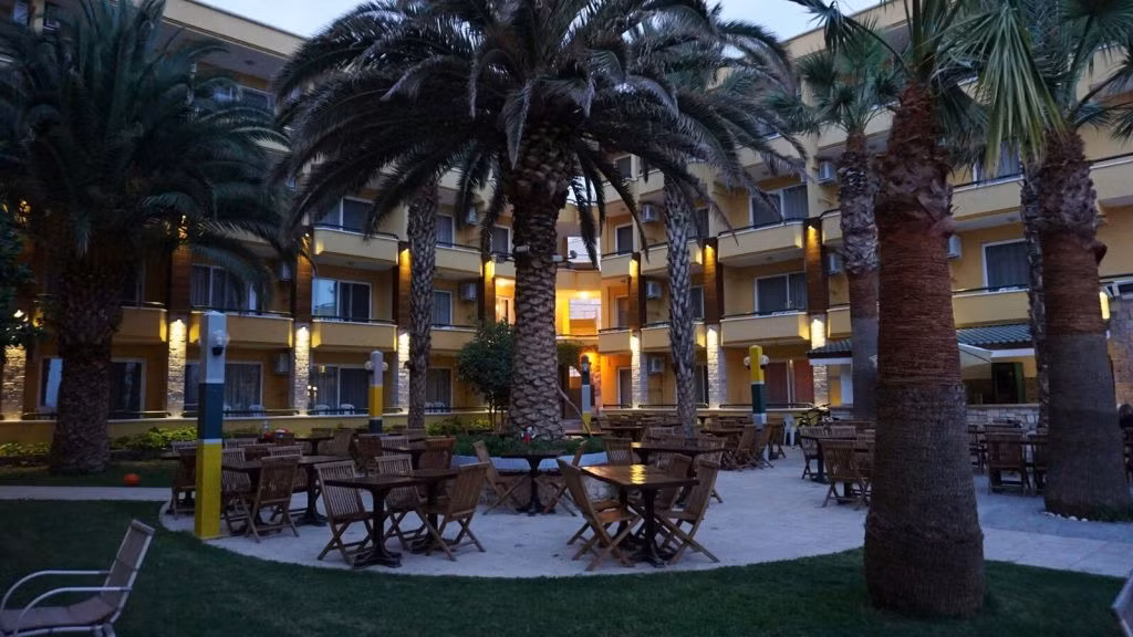 Varol Otel — 8