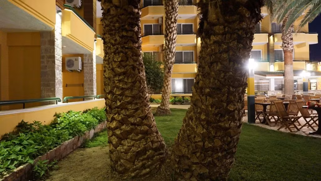 Varol Otel — 9