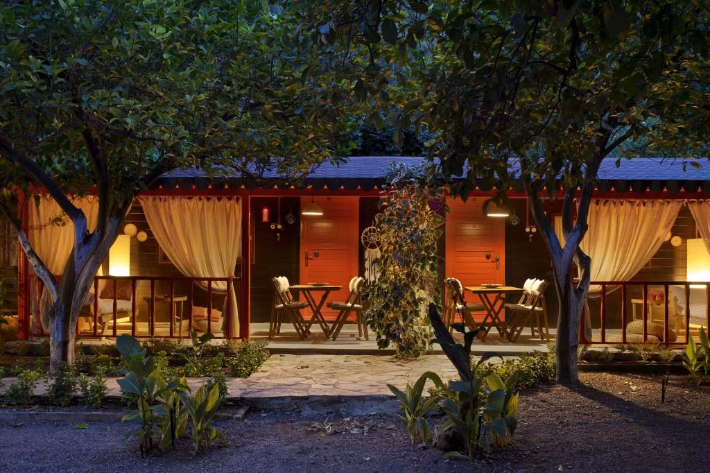 Gayb-i Bungalows — 7
