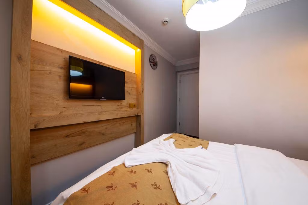 Miss City Hotel Taksim — 8