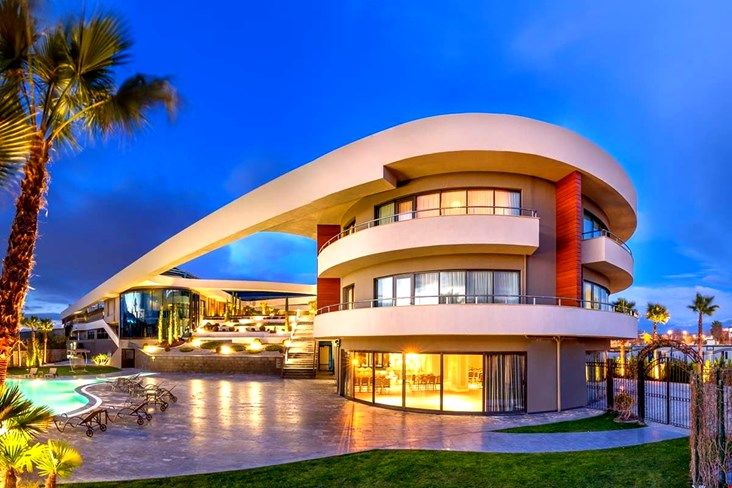 Doubletree by Hilton Airport İzmir — 2