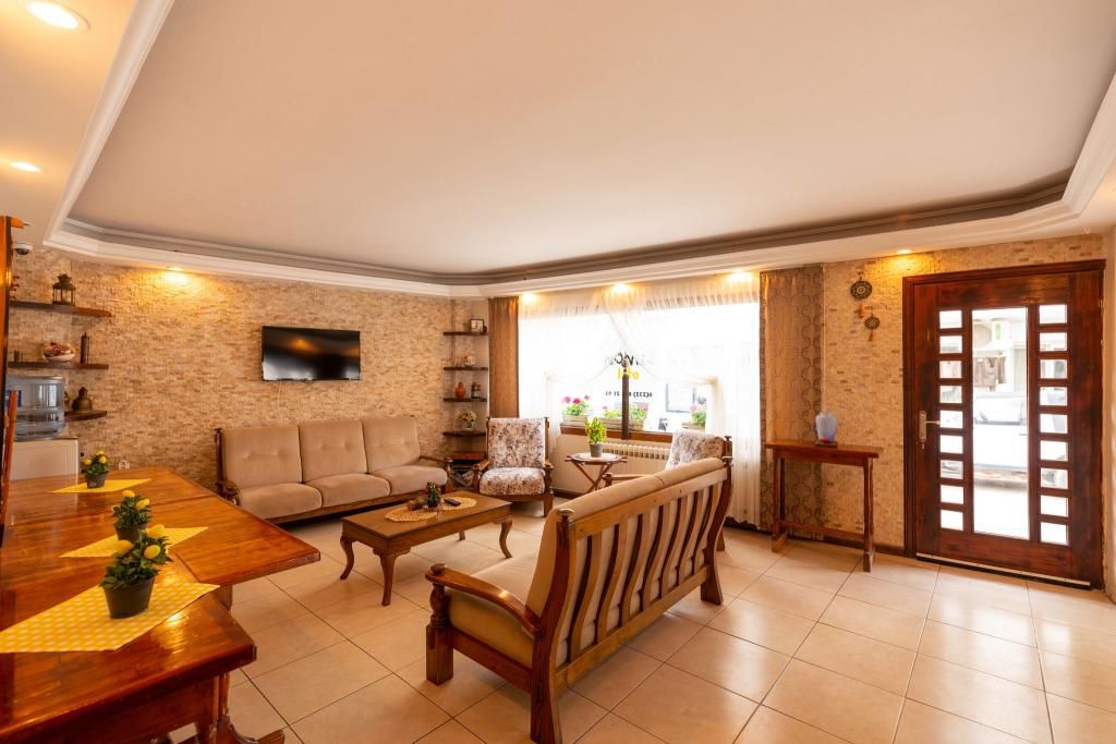 Limon Otel Foça — 3