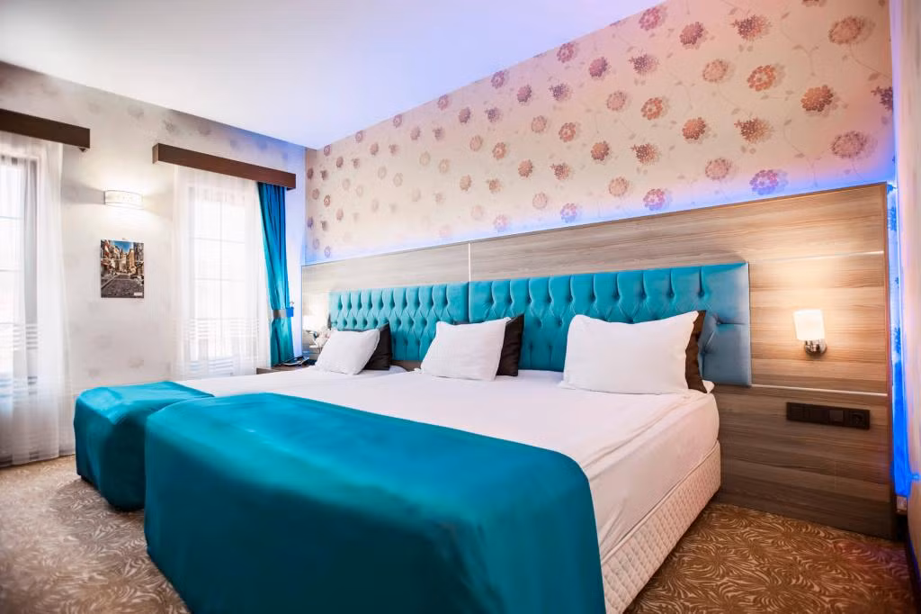 Highway Otel — 9