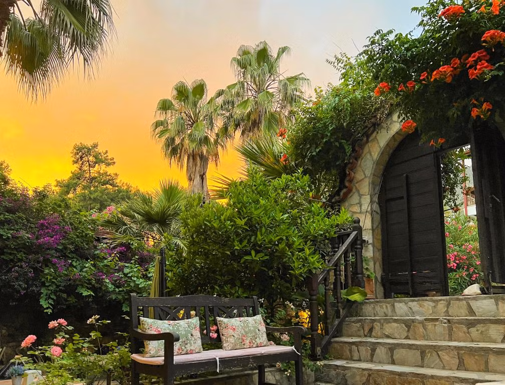 Liya Boutique Hotel Suites — 7