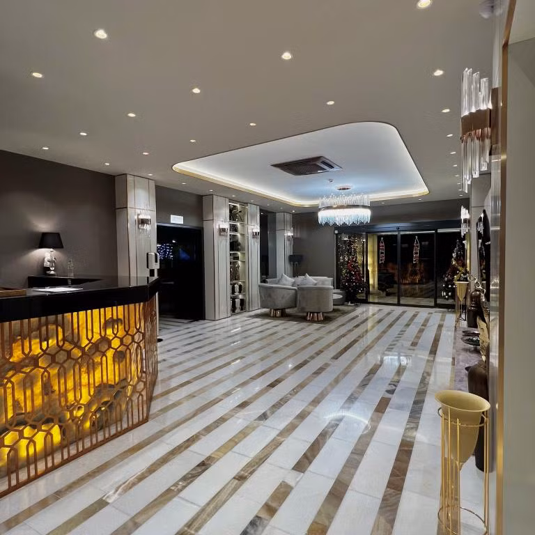 MQ Hotel Suites & SPA — 8