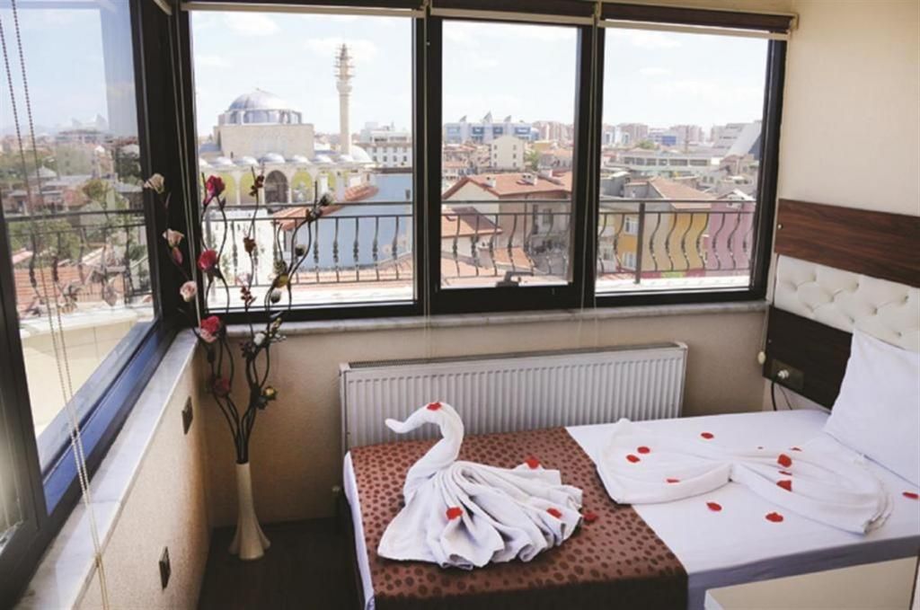 Mesnevi Otel — 6