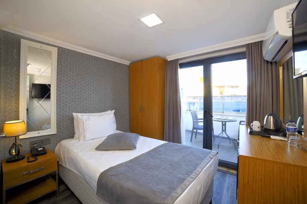 Almina İnn Hotel — 7