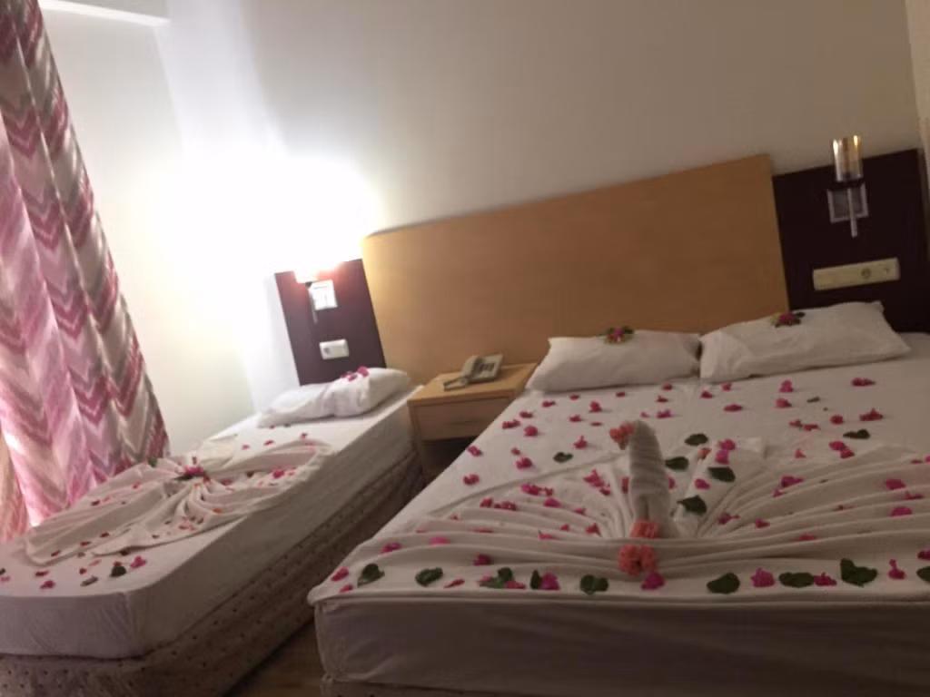 Side Elis Hotel — 9