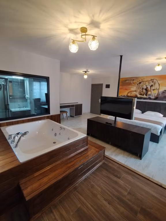 SAR-PER Hotel — 2