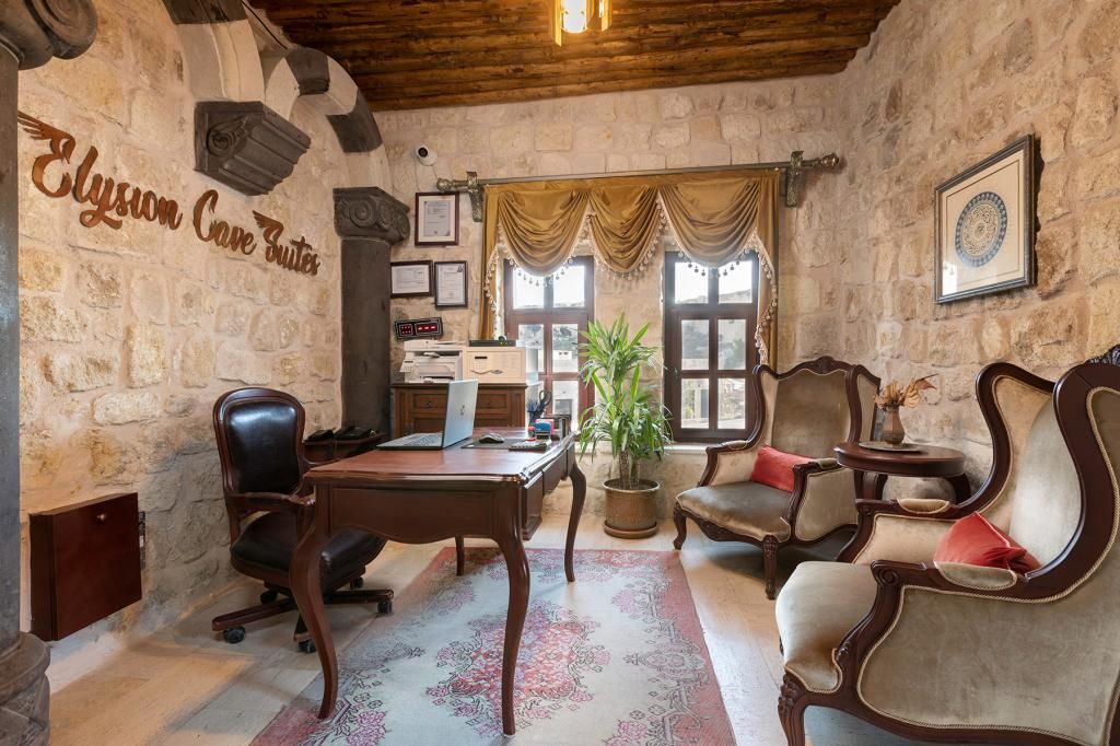 Elysion Cave Suites +12 Adults Only — 4