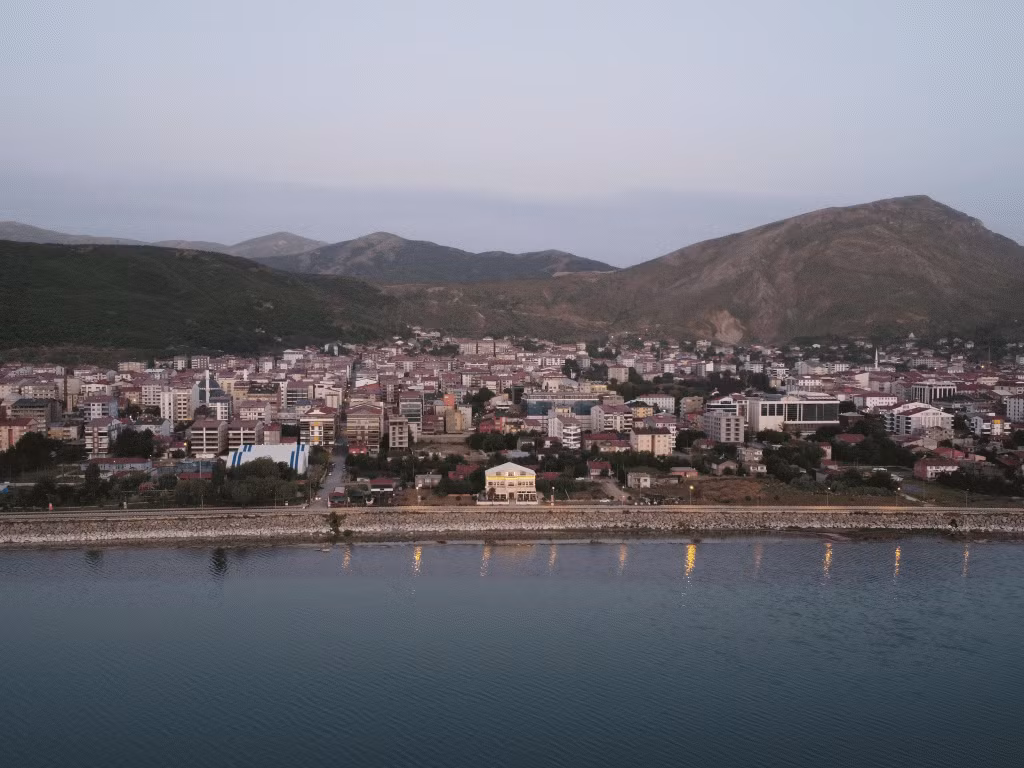 Beyaz Köşk Hotel & Cafe — 7