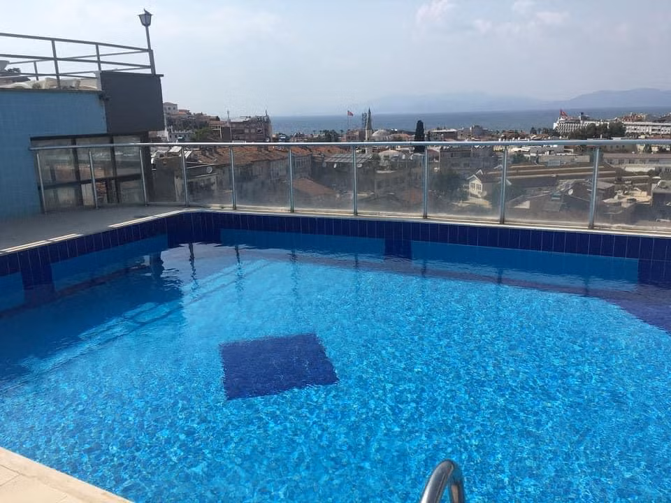 Çağdaş Otel Kuşadası