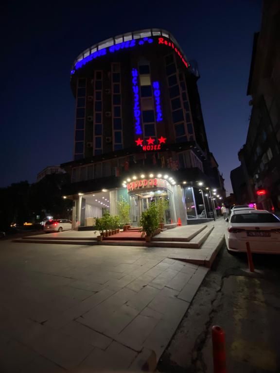 Üç Yıldız Hotel 