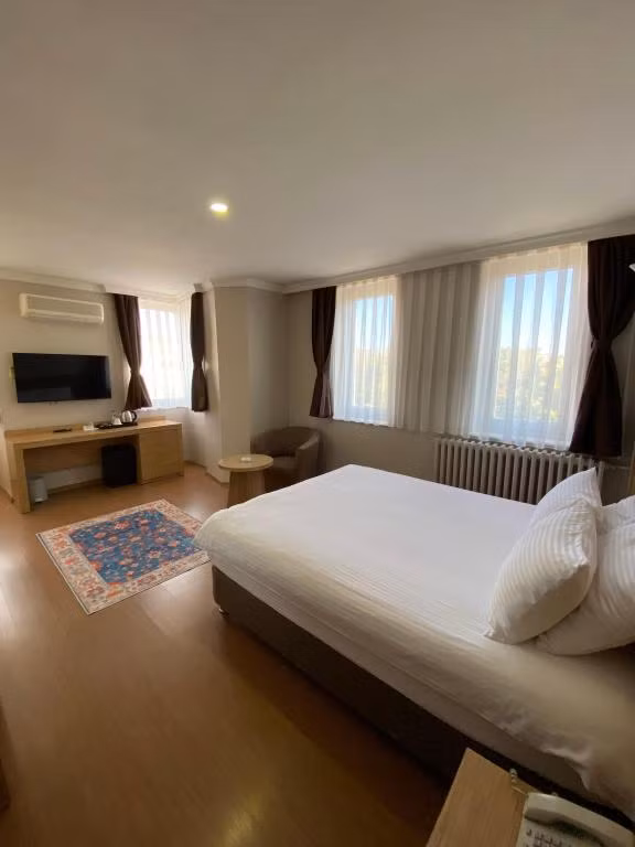 Üç Yıldız Hotel  — 3
