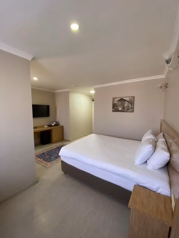 Üç Yıldız Hotel  — 6