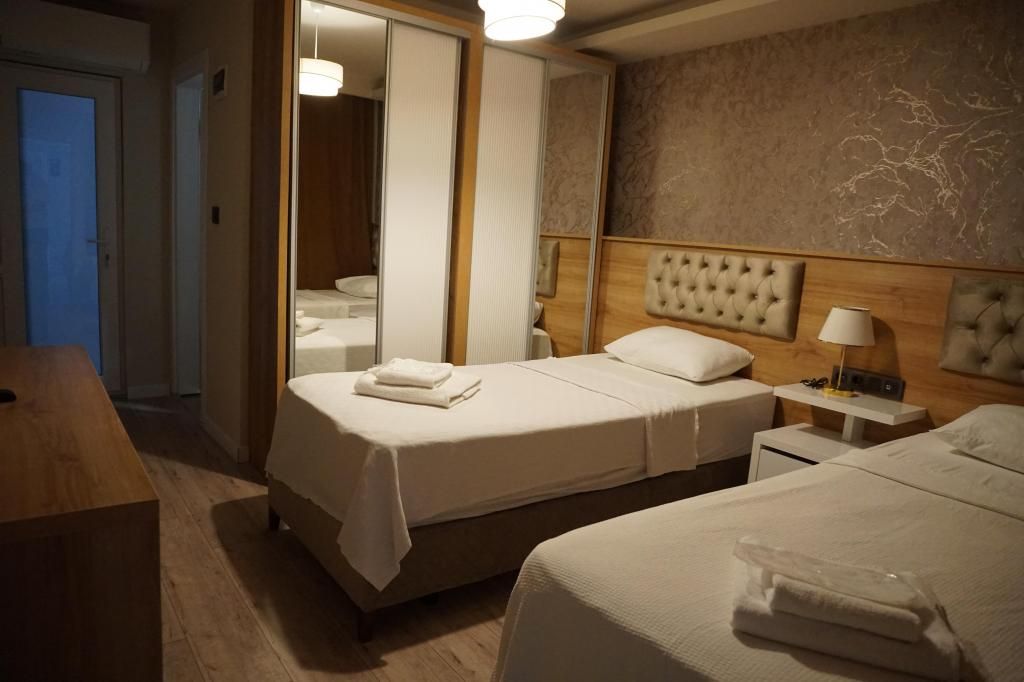 Çam Cahithan Otel — 4