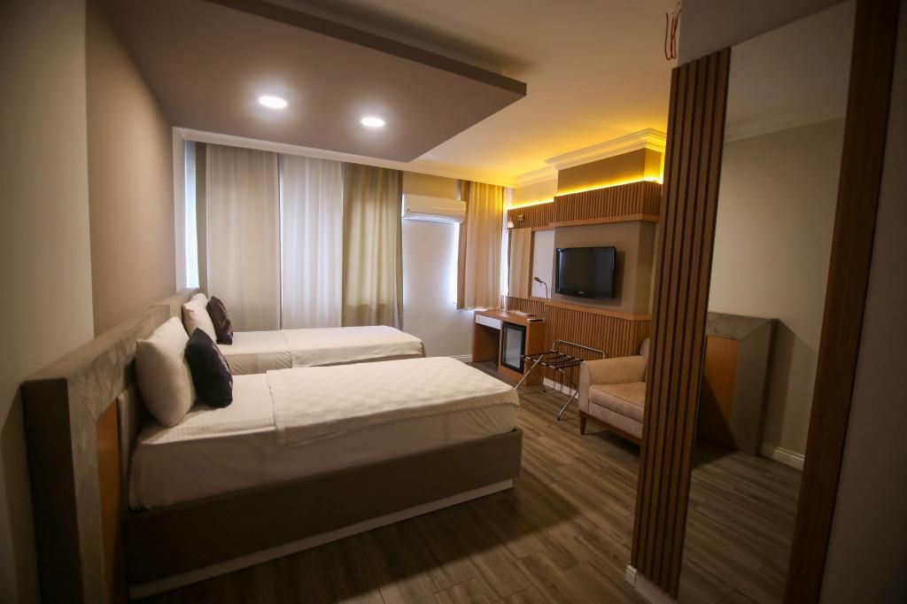 Çevik Palace Hotel — 5
