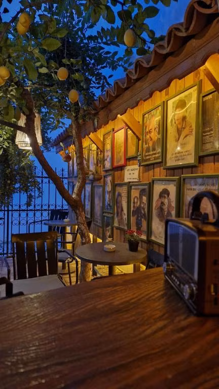 Şiirli Pansiyon Kafe Bar Sığacık  — 4