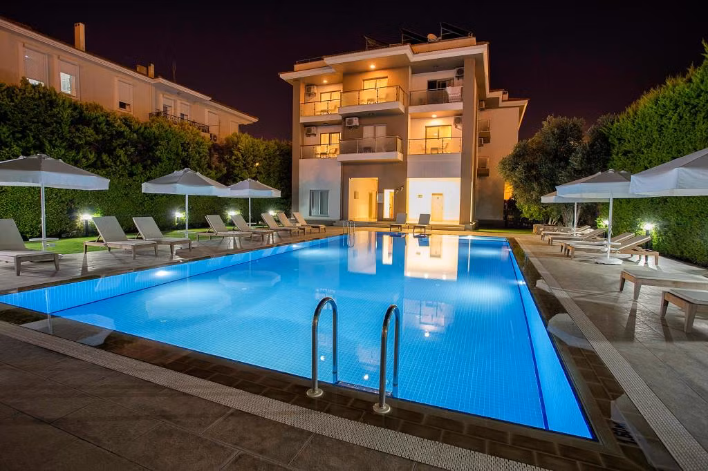 Çilek Marina Otel Çeşme — 3