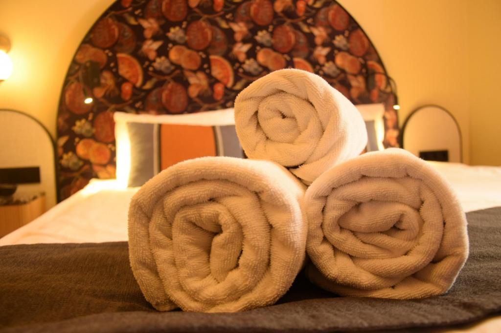 Şirin Han Hotel Old City — 2