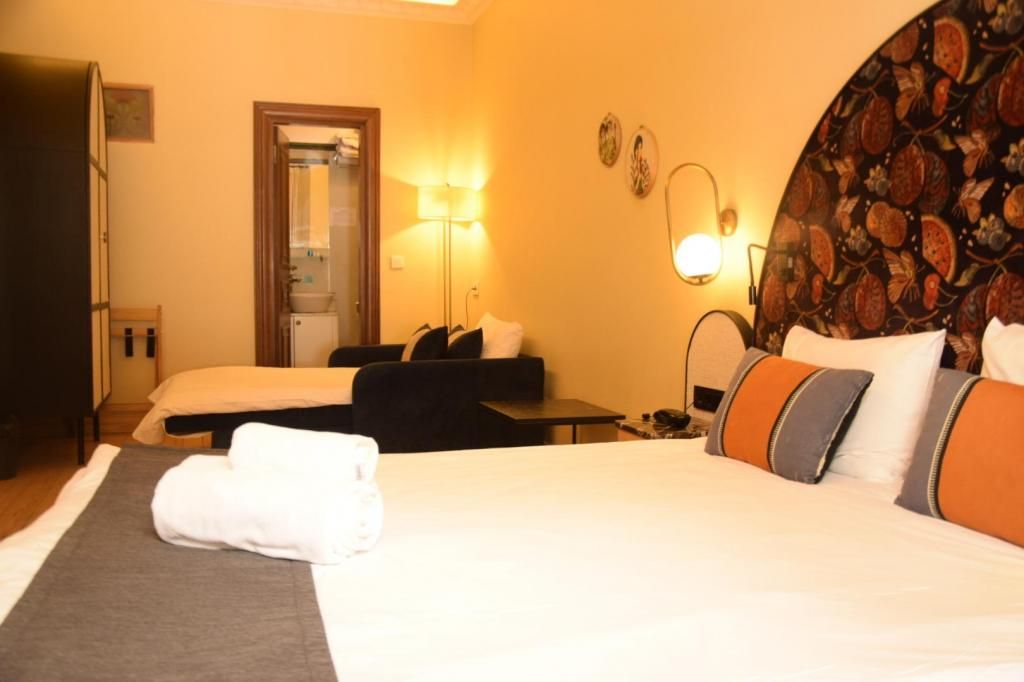 Şirin Han Hotel Old City — 4
