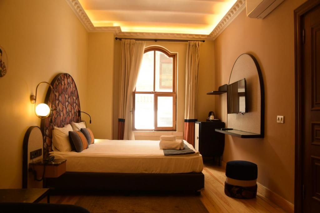 Şirin Han Hotel Old City — 6